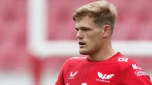 Scarlets Flanker Taine Plumtree Returns to URC Action After Injury