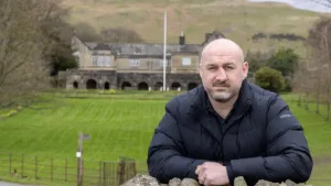 Rugby Union Veteran Carl Fearns’ Remarkable Career Reflection at Alma Mater