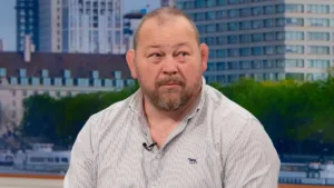 England Rugby Legend Urges Government Action on Concussion Crisis